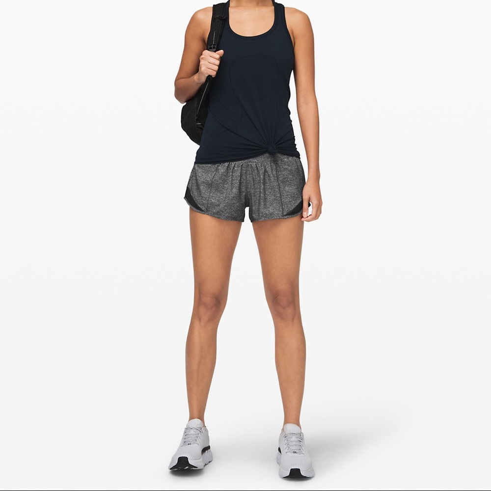 lululemon Hotty Hot Short II 2.5”